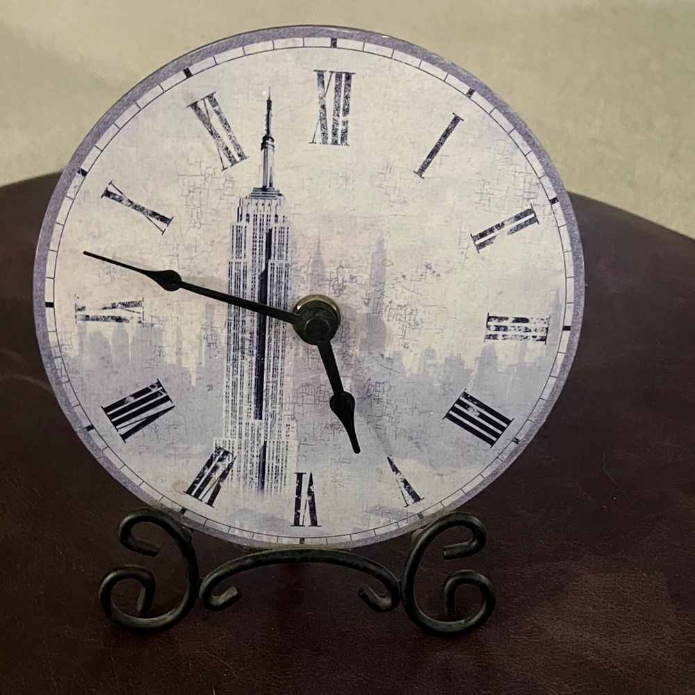 Empire State building standing Clock 6x6